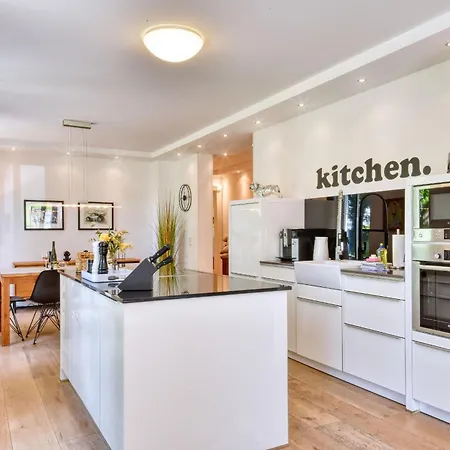 Baltic Lounge In Der Amalie Binz