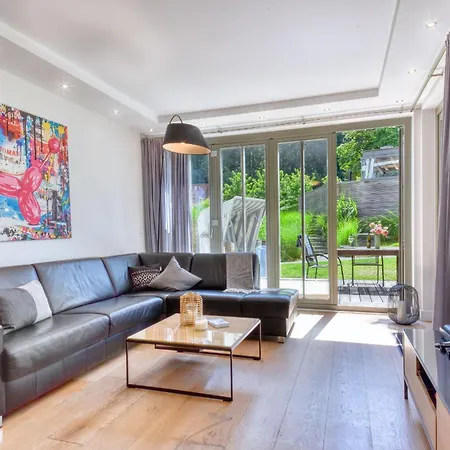 Baltic Lounge In Der Amalie Binz